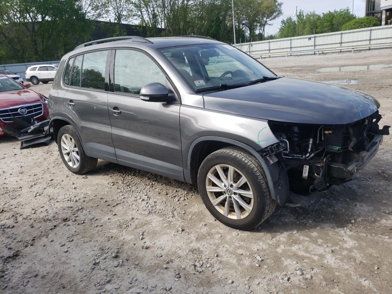 WVGBV7AX5HK053478 2017 Volkswagen Tiguan S