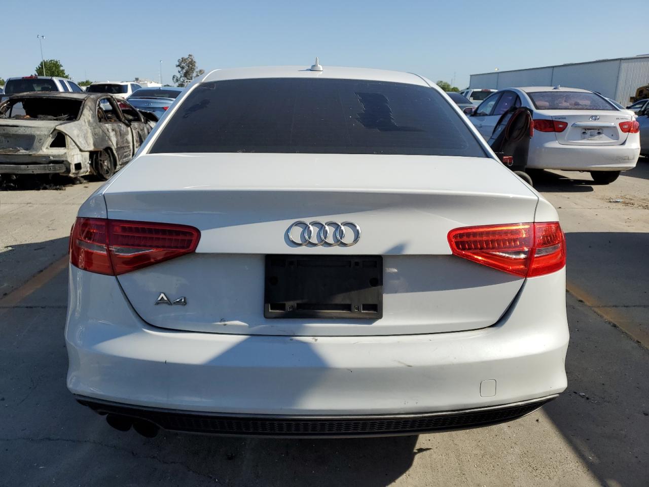 2016 Audi A4 Premium S-Line vin: WAUAFAFL6GN016224