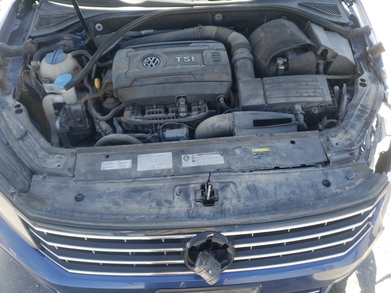 1VWBT7A34HC057729 2017 Volkswagen Passat Se