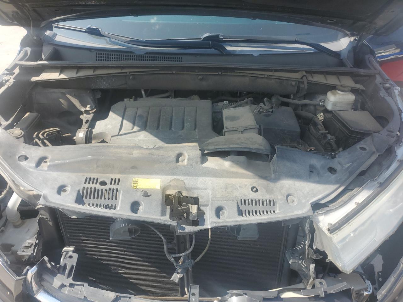 5TDKKRFH0ES025098 2014 Toyota Highlander Xle