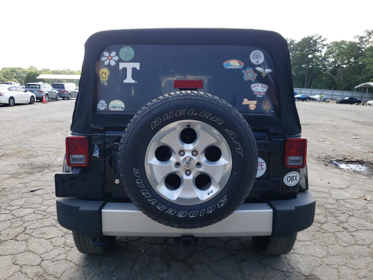 1C4BJWEGXDL673512 2013 Jeep Wrangler Unlimited Sahara