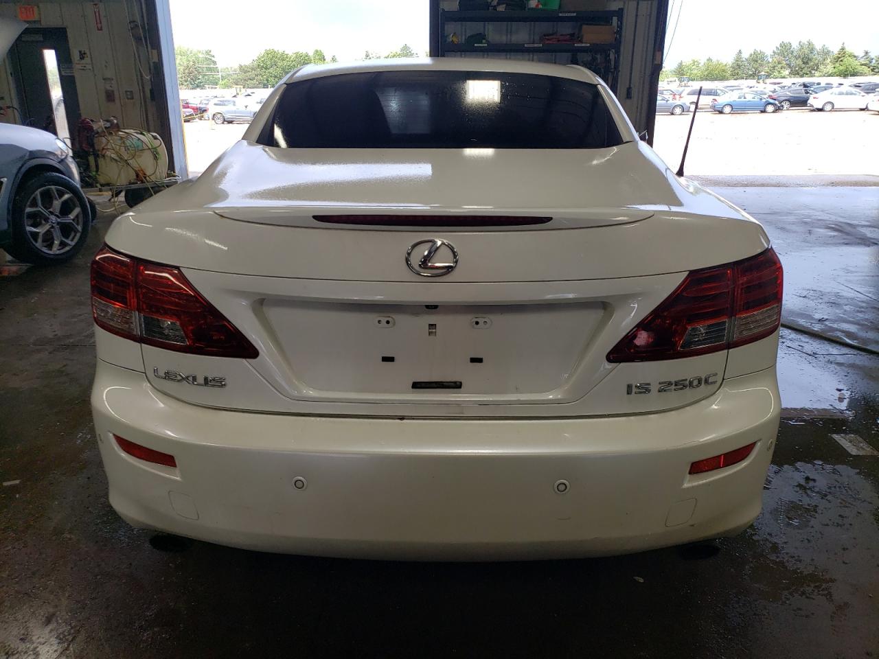 JTHFF2C22A2507066 2010 Lexus Is 250