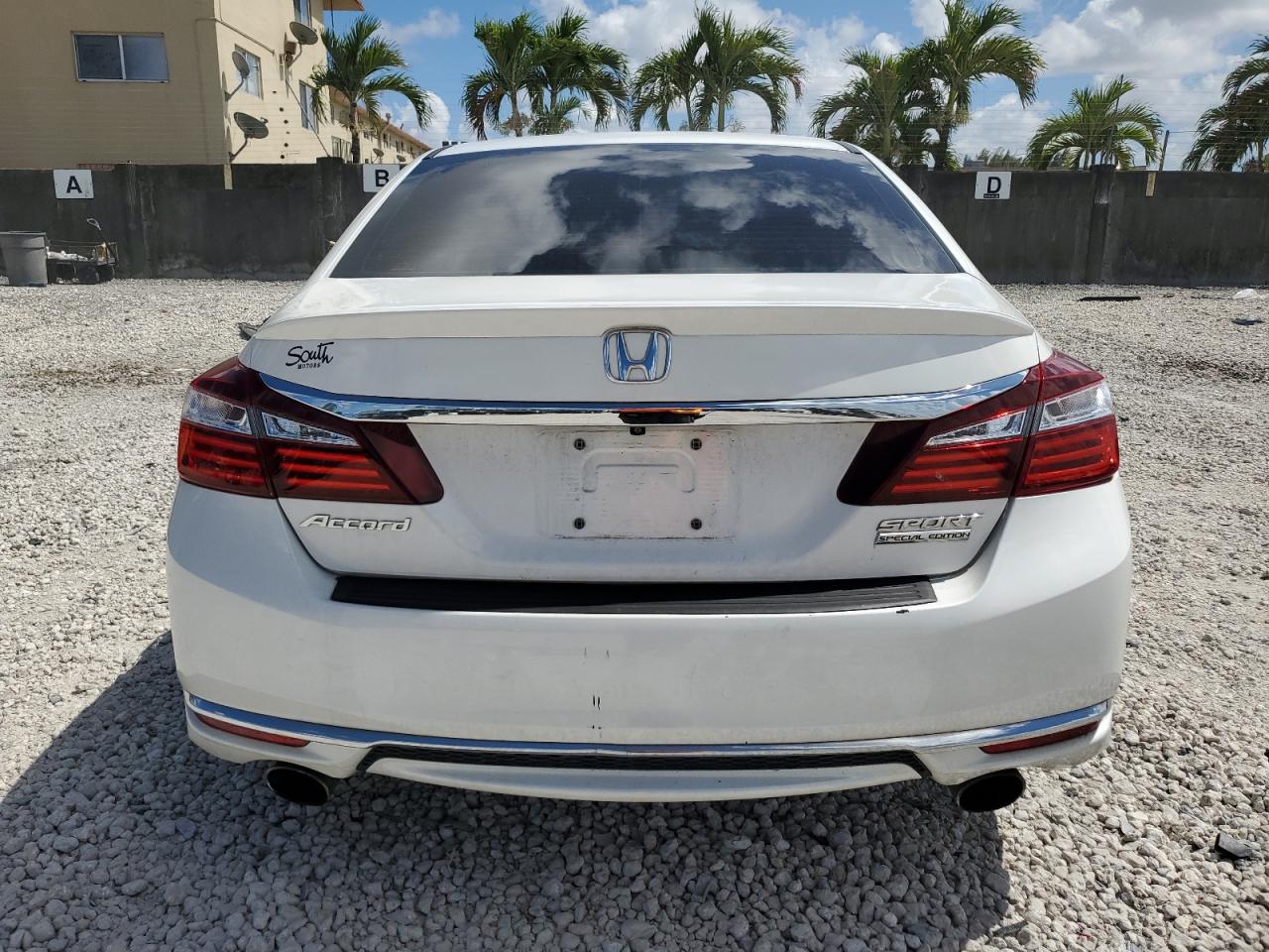 1HGCR2F16HA141984 HONDA ACCORD 2017