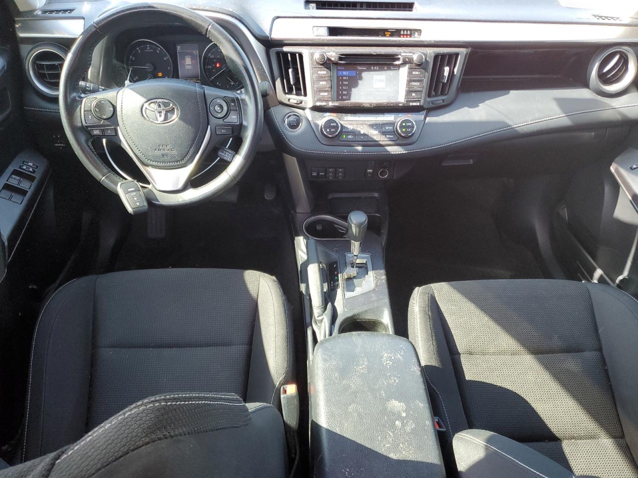 JTMRFREV0JJ739847 TOYOTA RAV4 2018