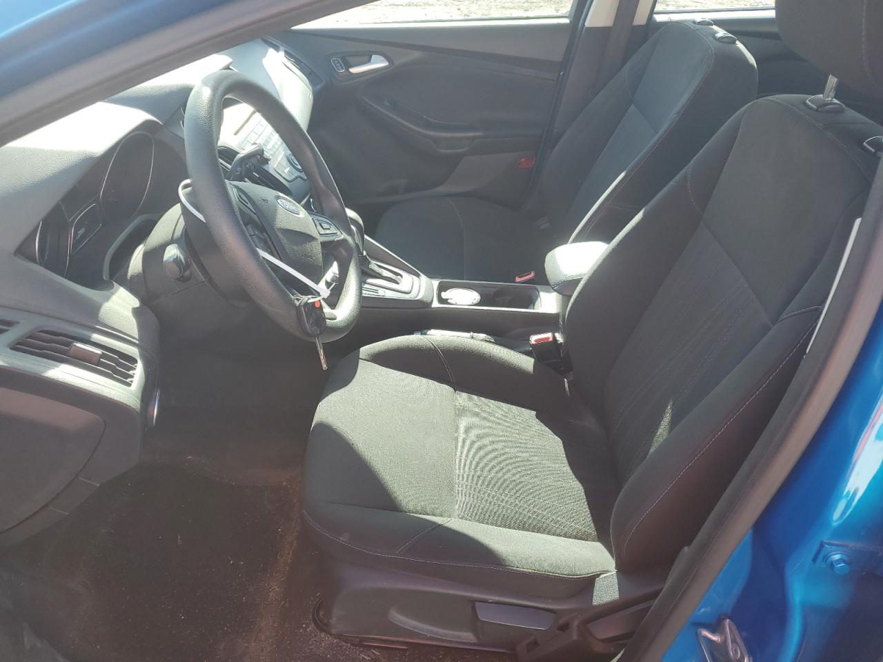 1FADP3F29FL374997 2015 Ford Focus Se