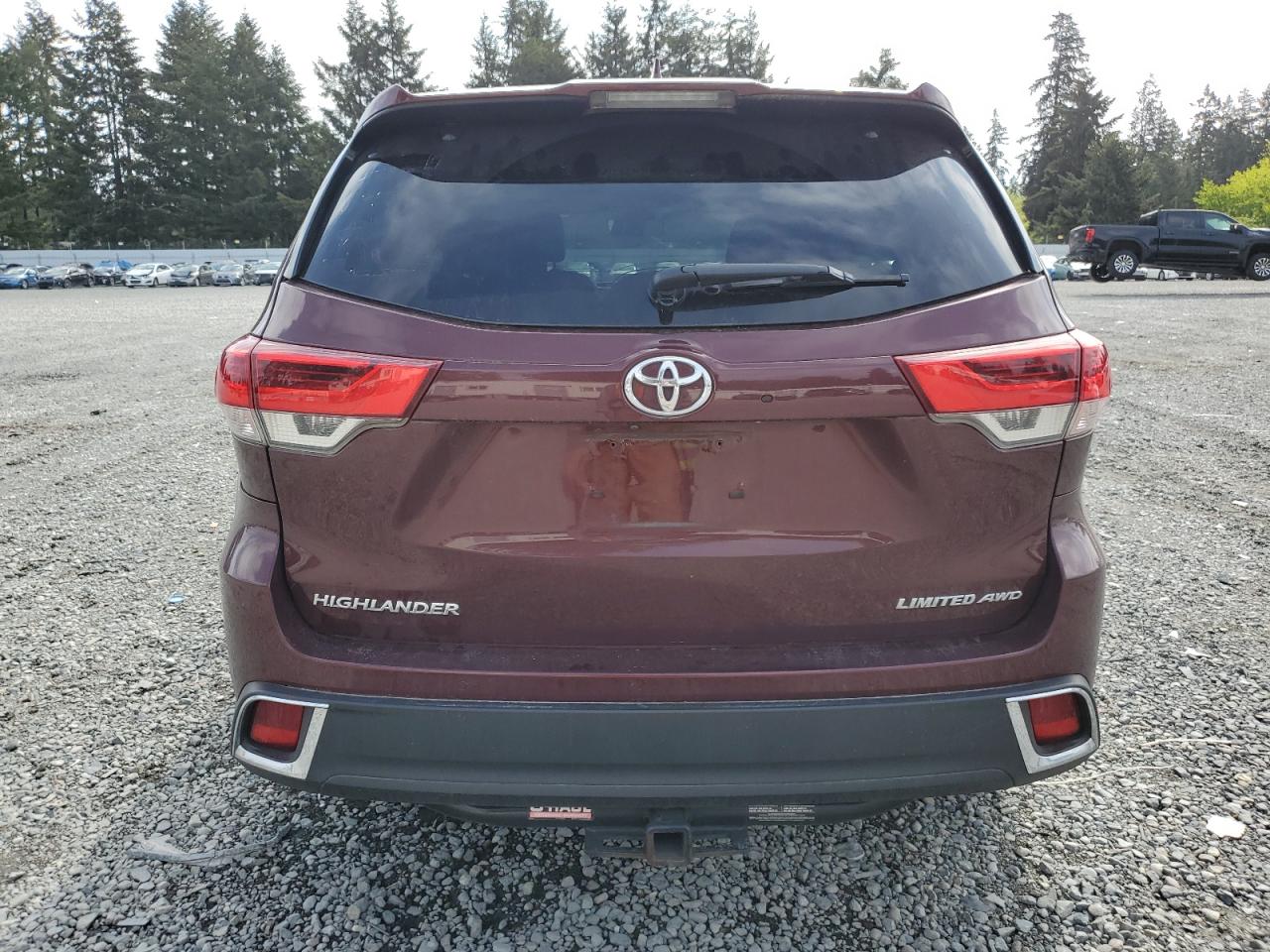 5TDDZRFH5HS452348 2017 Toyota Highlander Limited