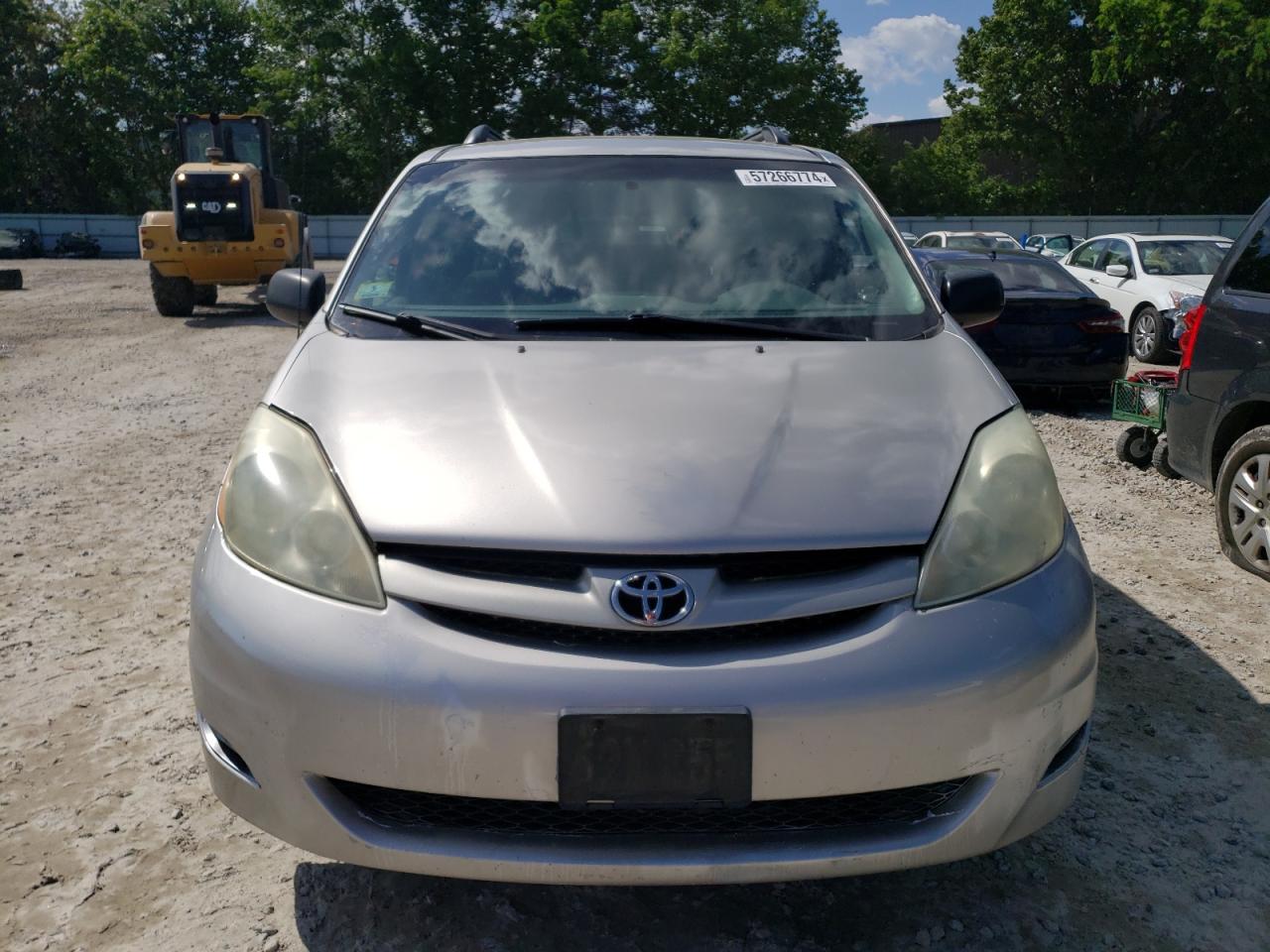 Lot #2748899261 2006 TOYOTA SIENNA CE