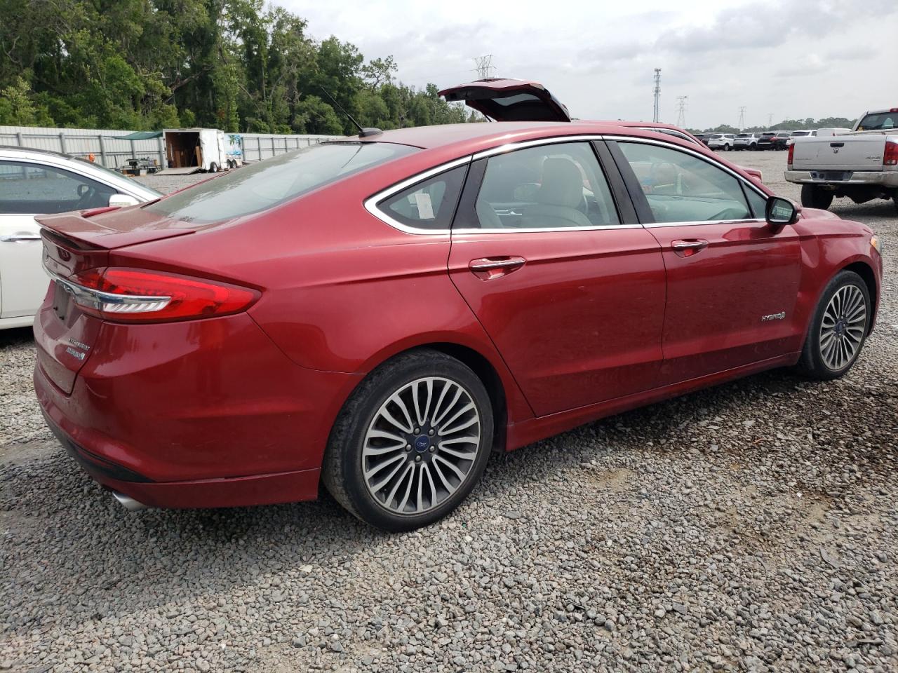 3FA6P0RU9JR120124 2018 Ford Fusion Titanium/Platinum Hev