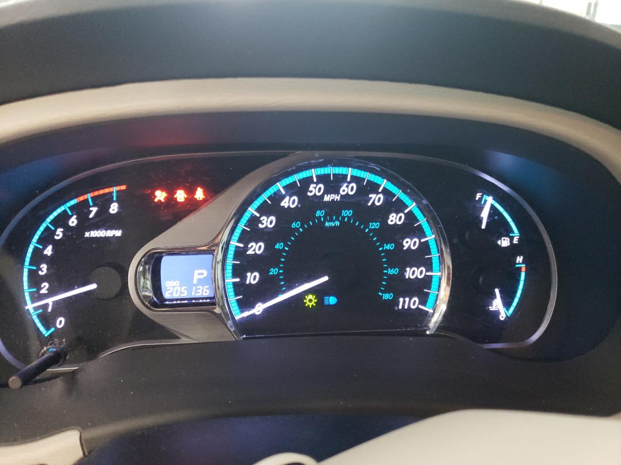 5TDYK3DC8DS328255 2013 Toyota Sienna Xle