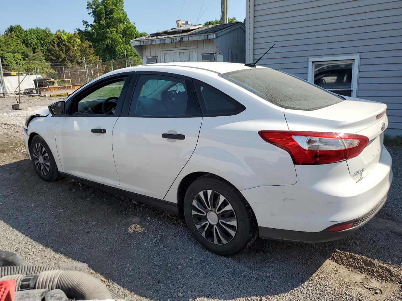 2014 Ford Focus S vin: 1FADP3E20EL337031