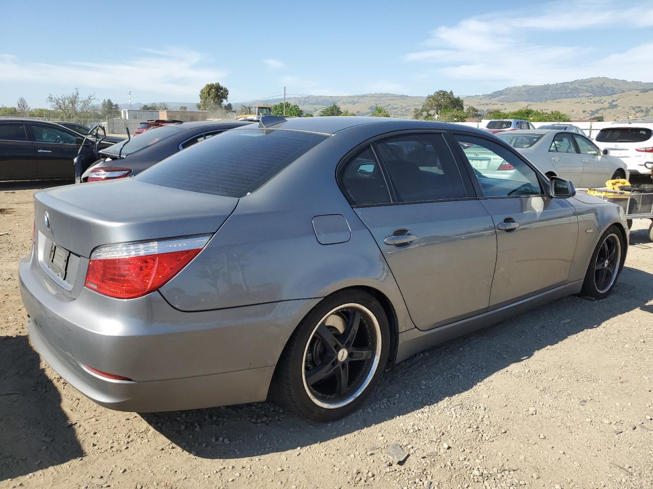 WBANU5C56AC442423 2010 BMW 528 I