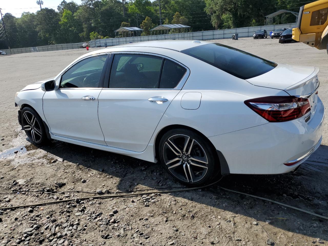 1HGCR3F99HA016179 HONDA ACCORD 2017