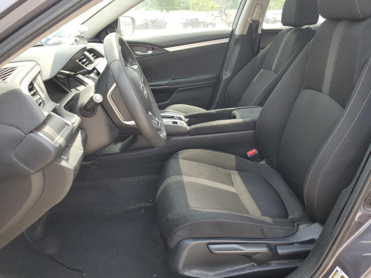 19XFC2F71JE005203 2018 Honda Civic Ex