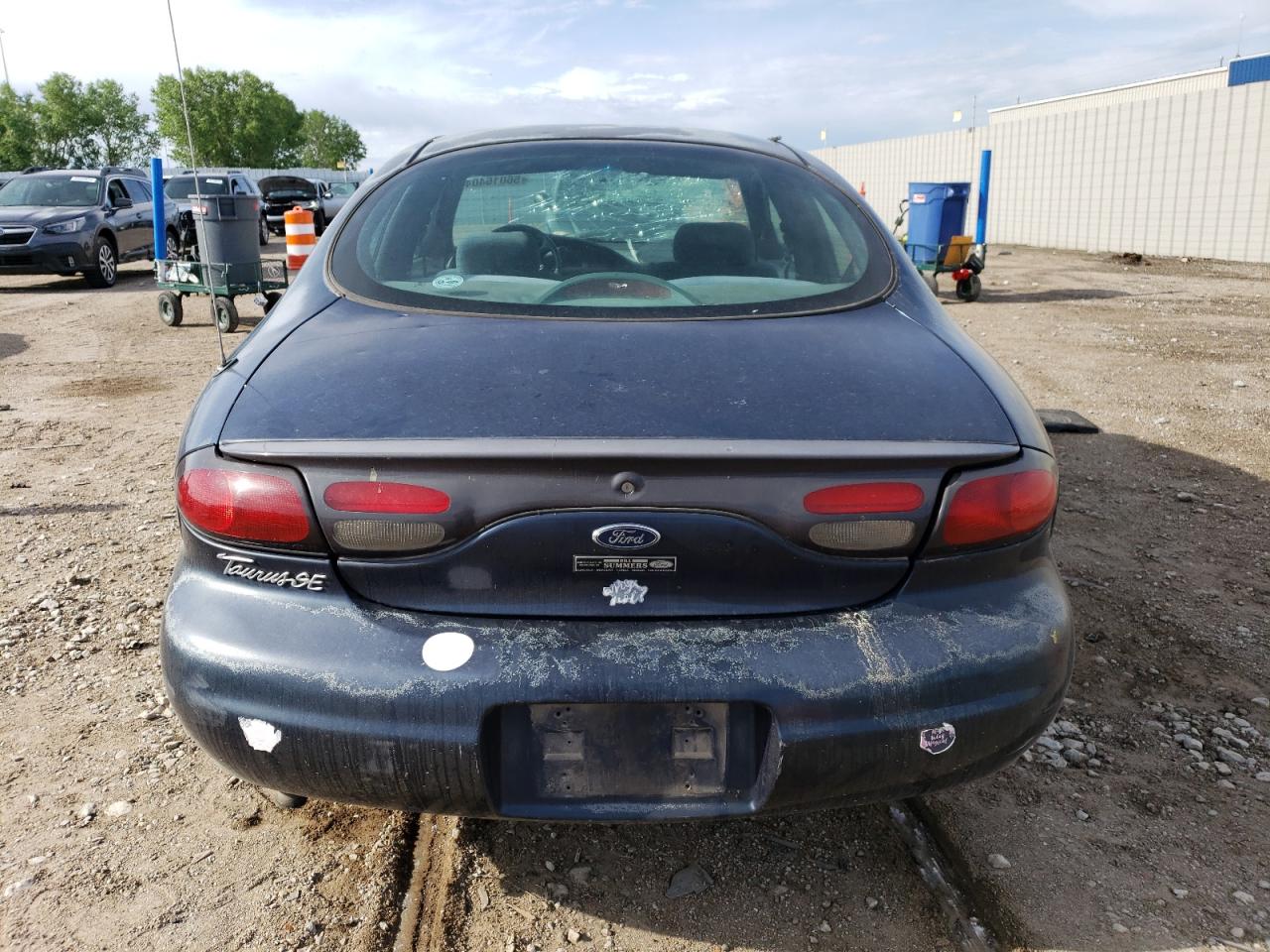 1FAFP52U5WG241996 1998 Ford Taurus Lx