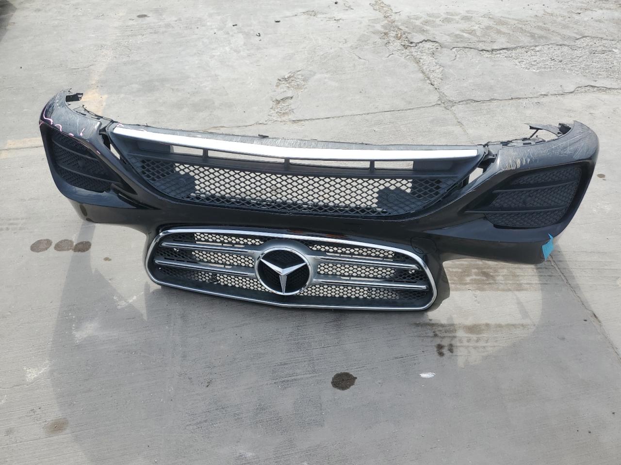 WDDZF4JB0KA547589 2019 Mercedes-Benz E 300