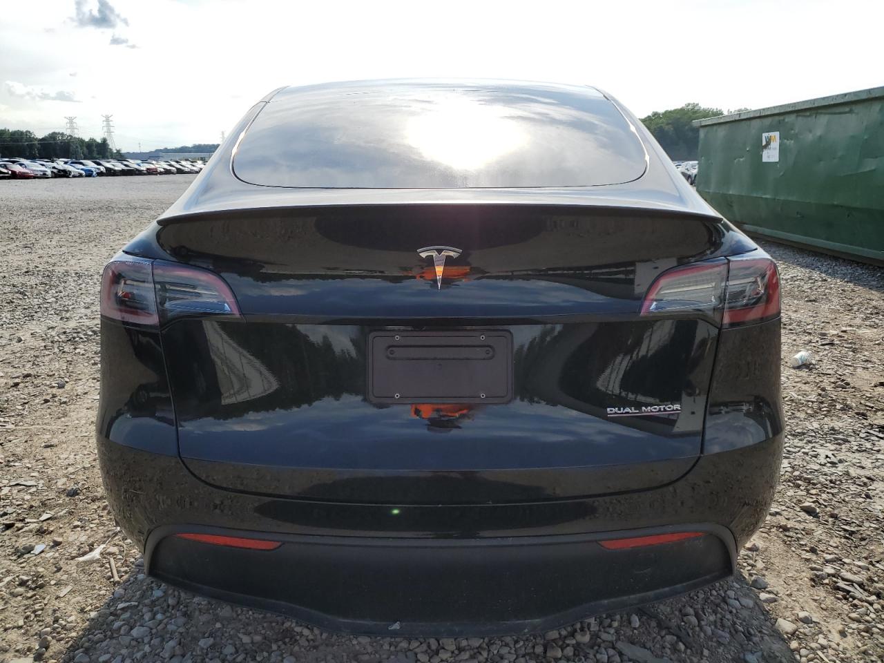 7SAYGDEF3PF625073 2023 Tesla Model Y