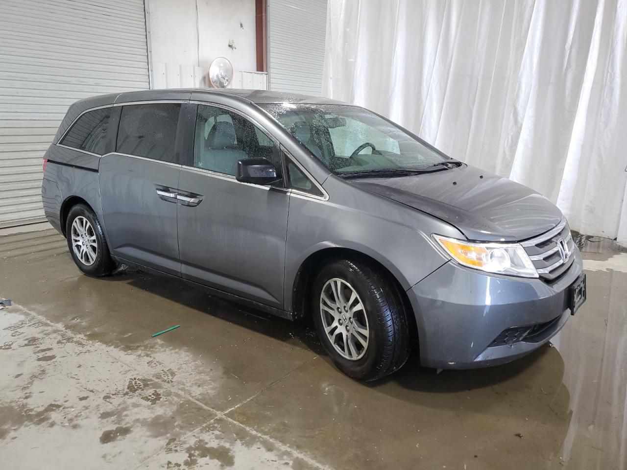 5FNRL5H65BB093462 2011 Honda Odyssey Exl