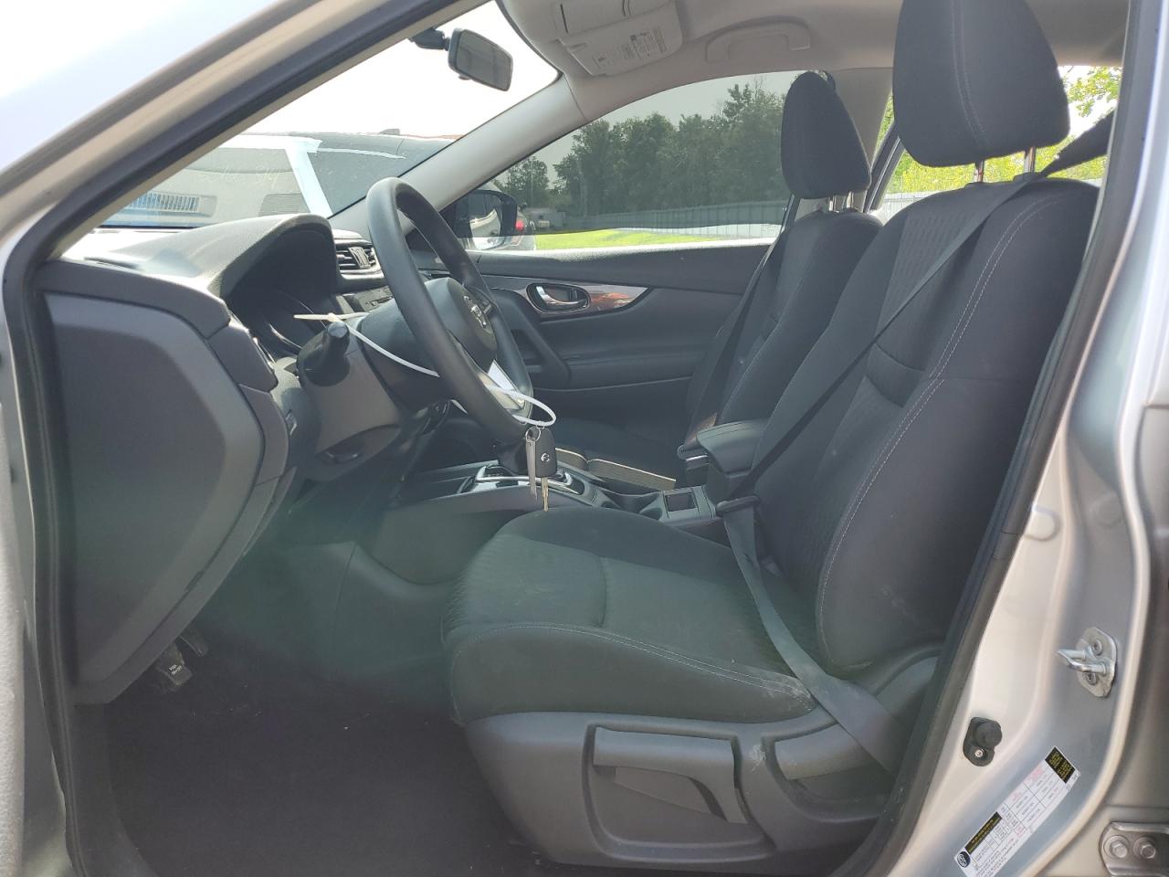 KNMAT2MV8JP573752 NISSAN ROGUE 2018