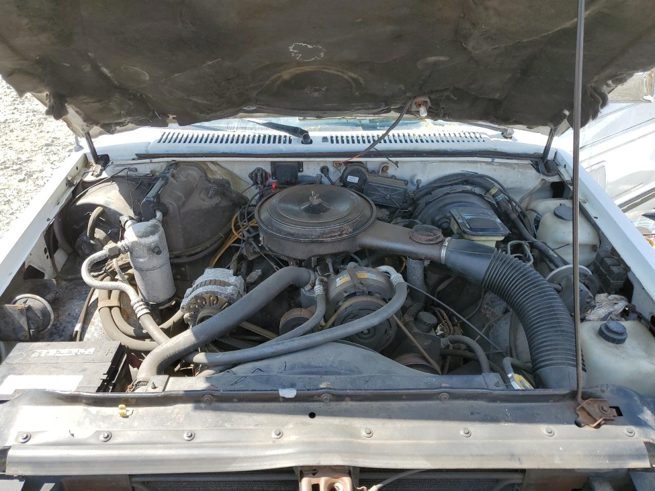 1GNCT18R3J8129390 1988 Chevrolet Blazer S10