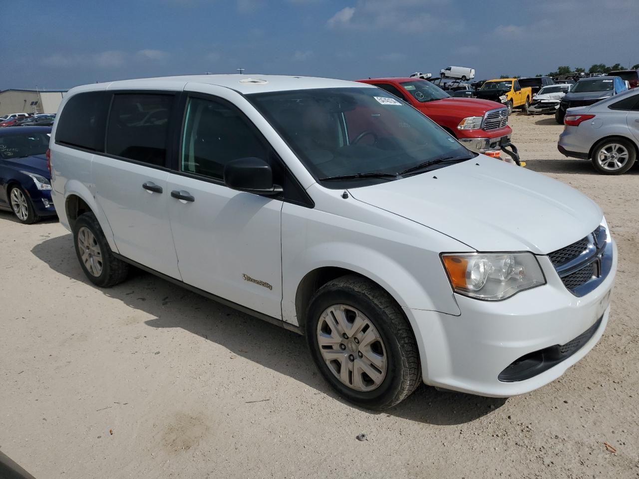 2C7WDGBG4KR527844 2019 Dodge Grand Caravan Se