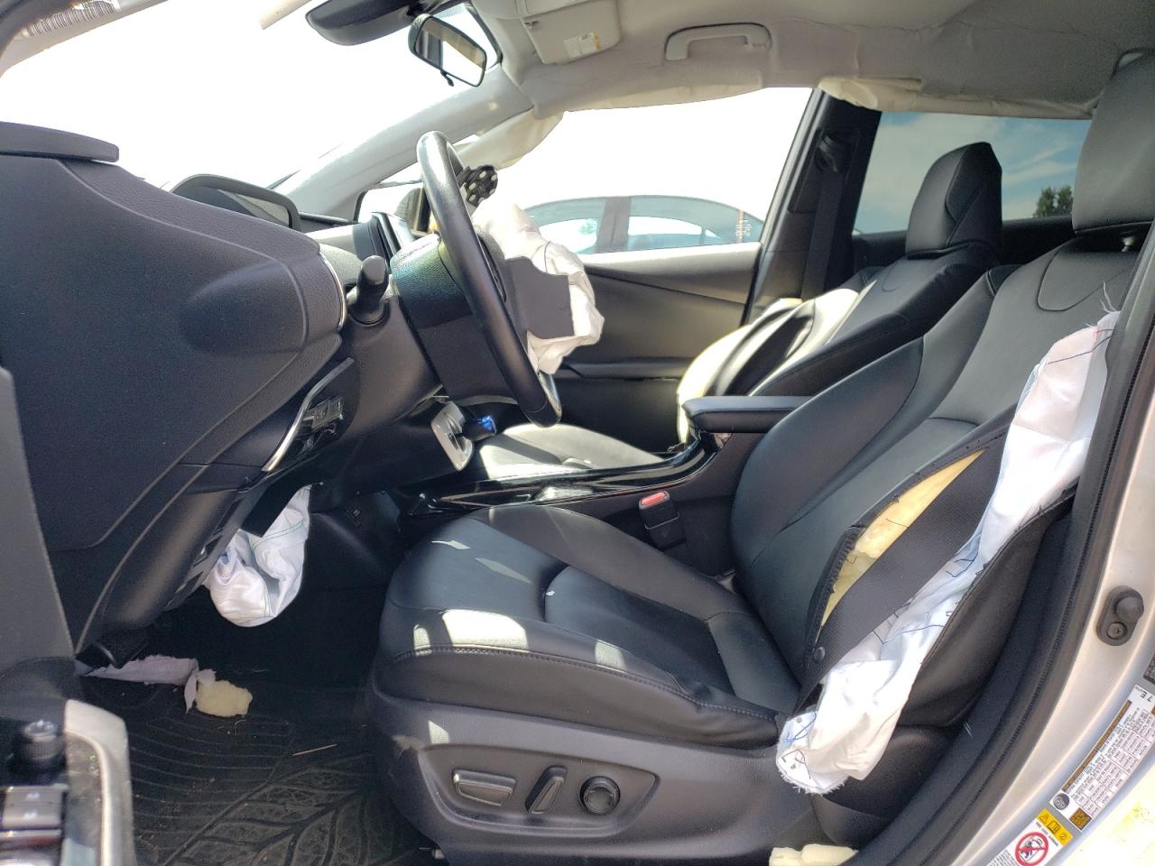 JTDKARFP7J3087023 2018 Toyota Prius Prime