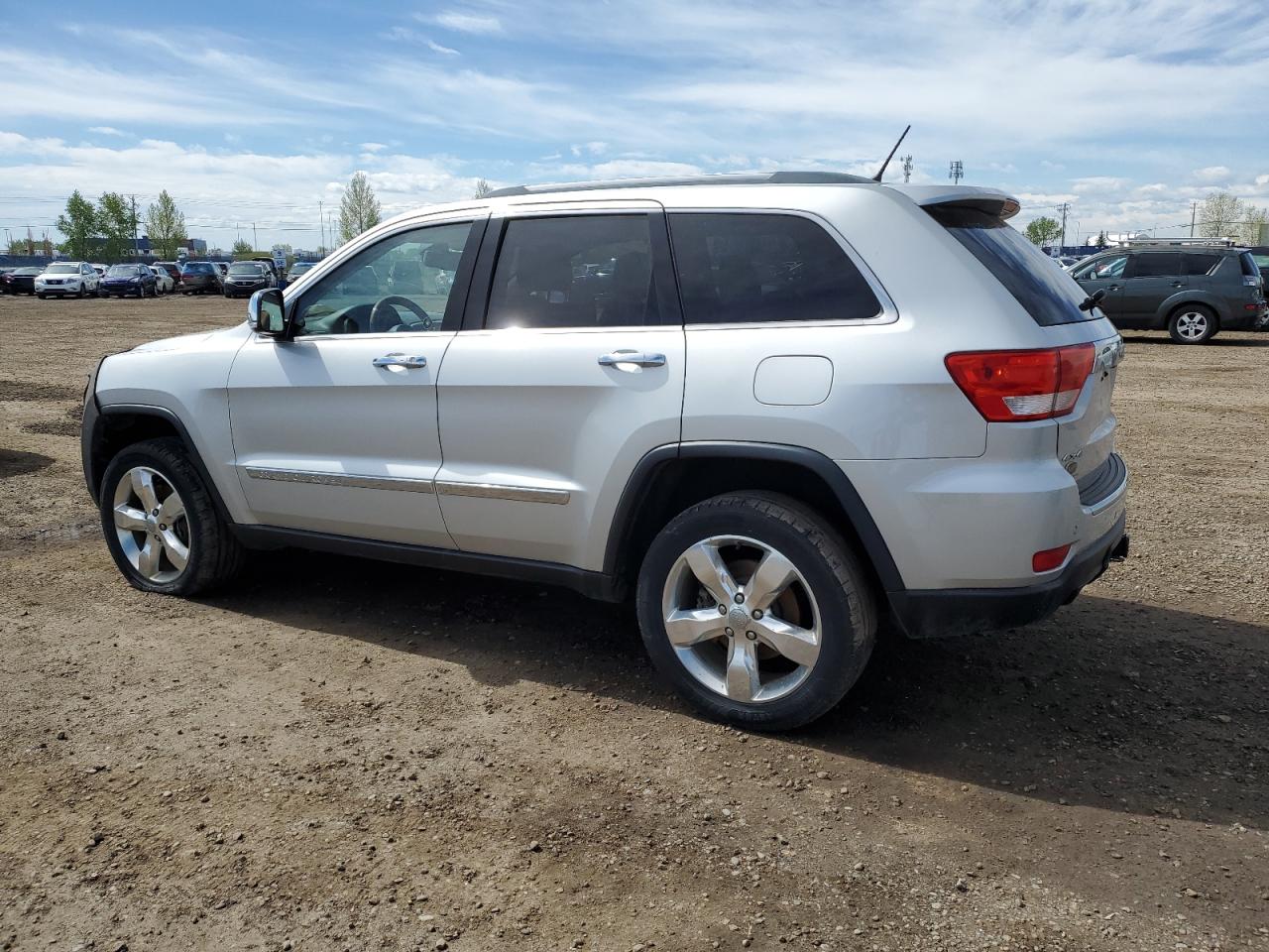 1C4RJFCT8CC241823 2012 Jeep Grand Cherokee Overland