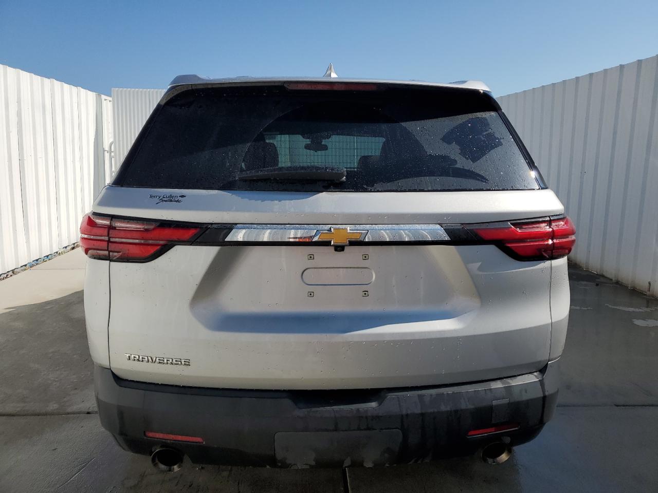 1GNERFKW7NJ126137 2022 Chevrolet Traverse Ls