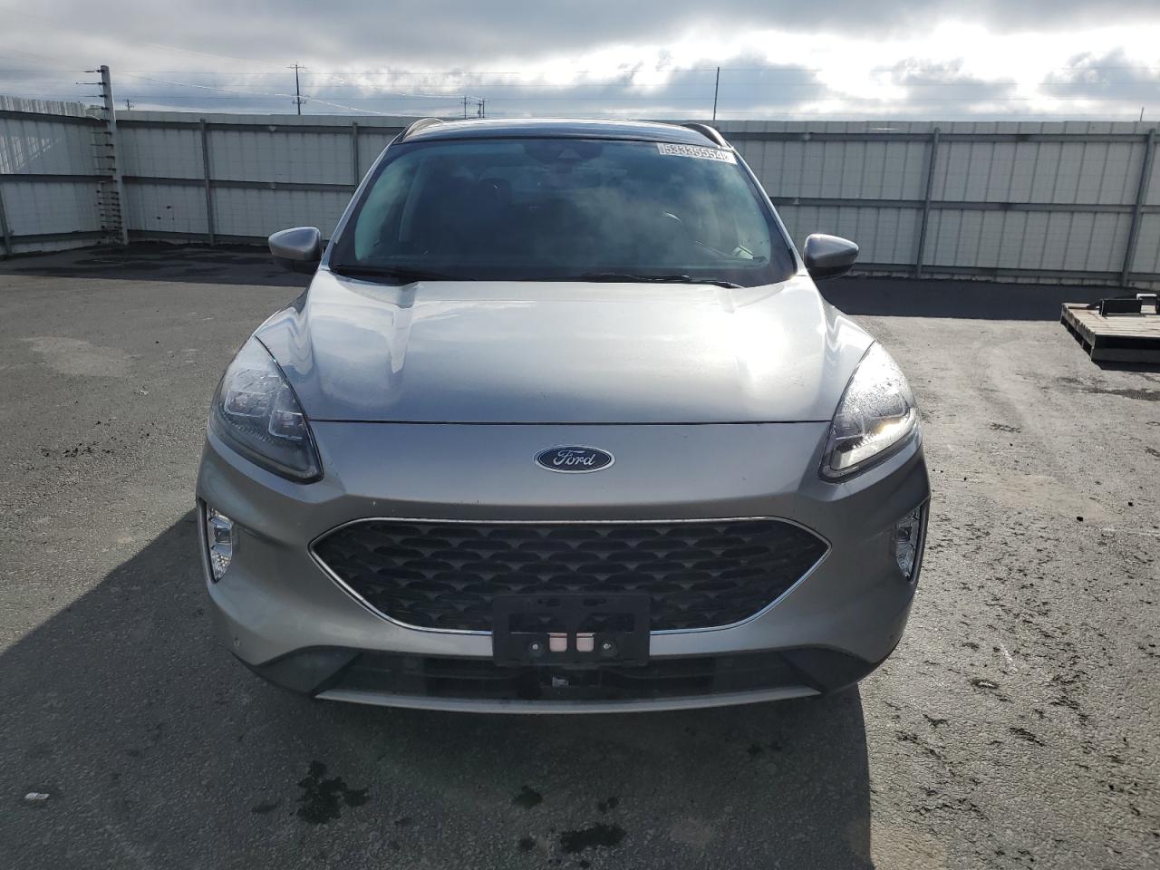 2021 Ford Escape Titanium vin: 1FMCU9J98MUA70469