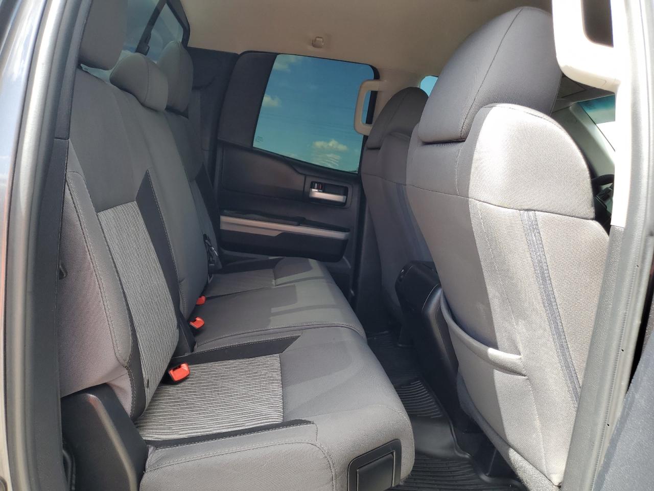 5TFUW5F16GX539950 2016 Toyota Tundra Double Cab Sr/Sr5