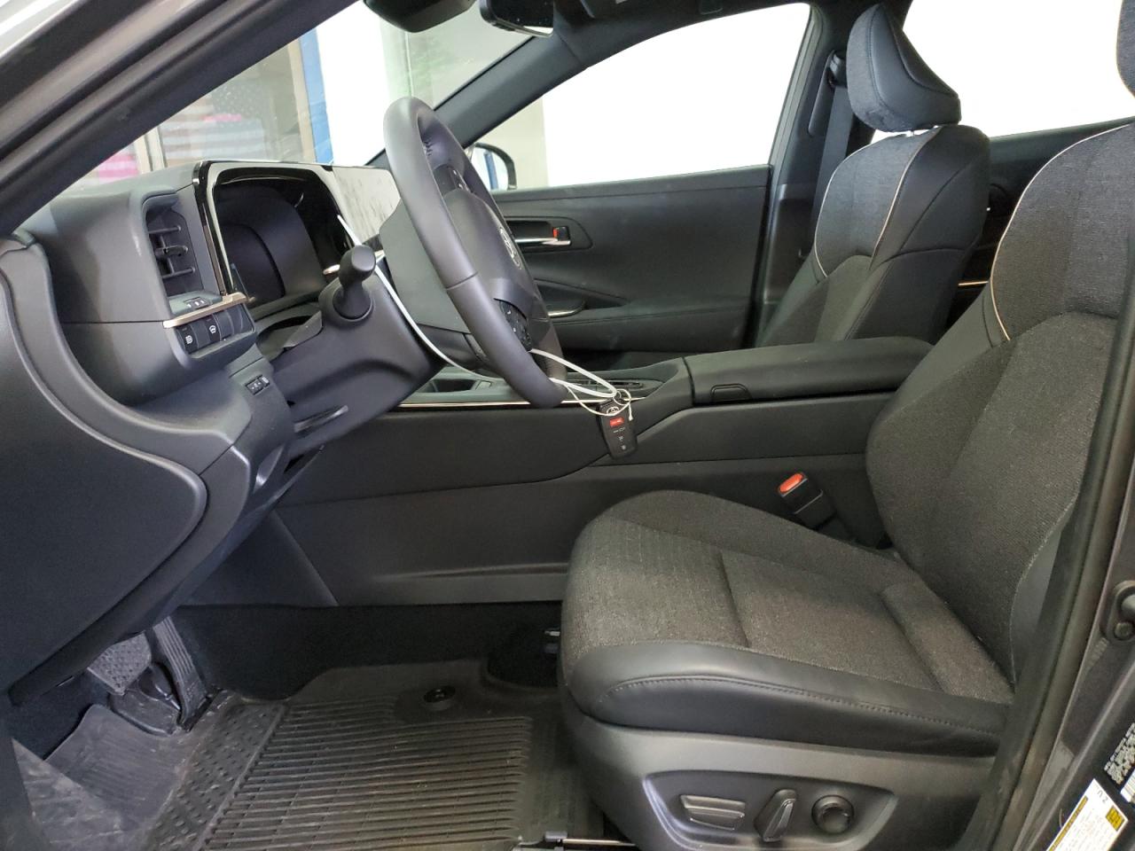 JTDAAAAF1P3013004 2023 Toyota Crown Xle