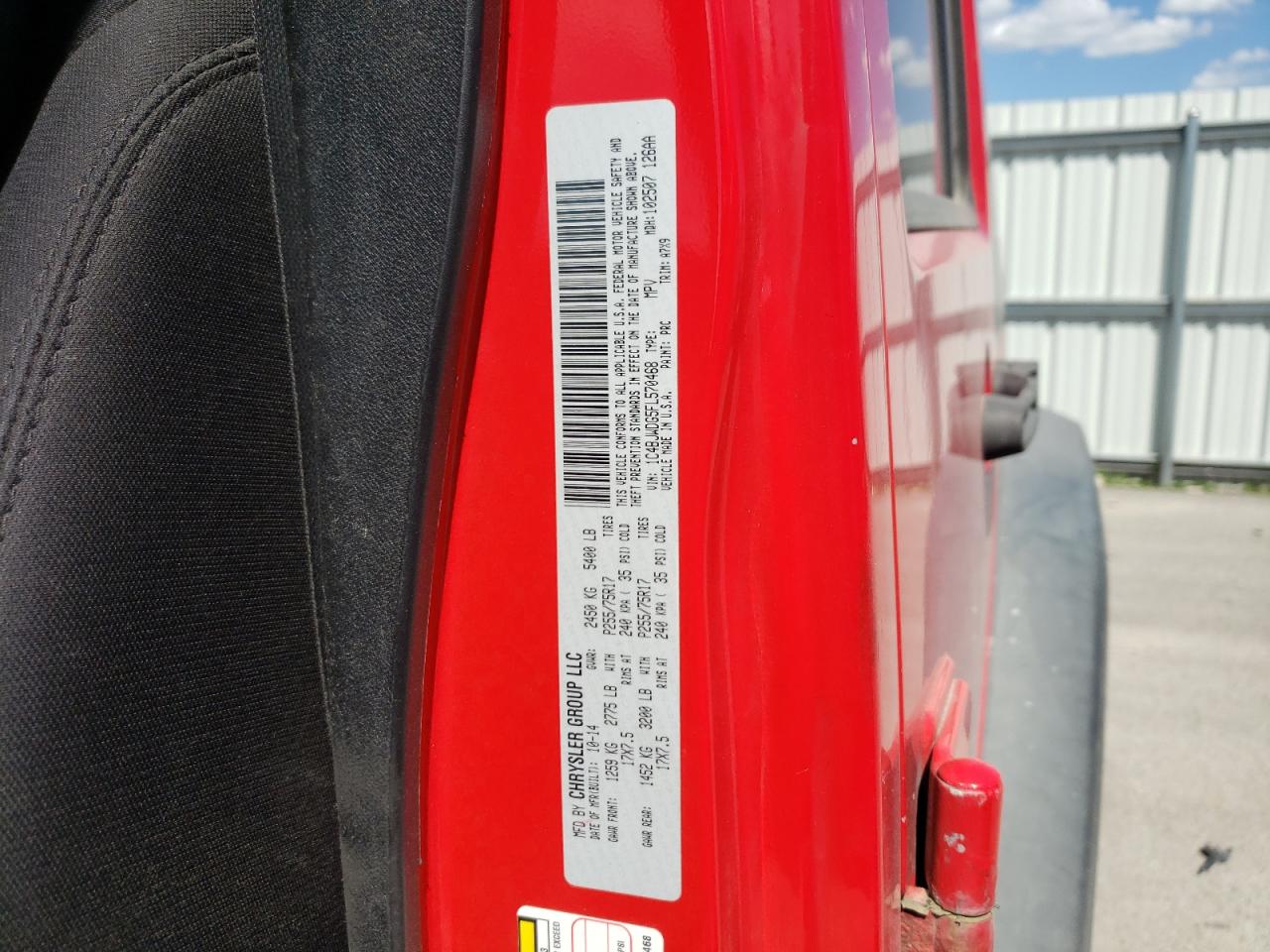 1C4BJWDG5FL570468 2015 Jeep Wrangler Unlimited Sport