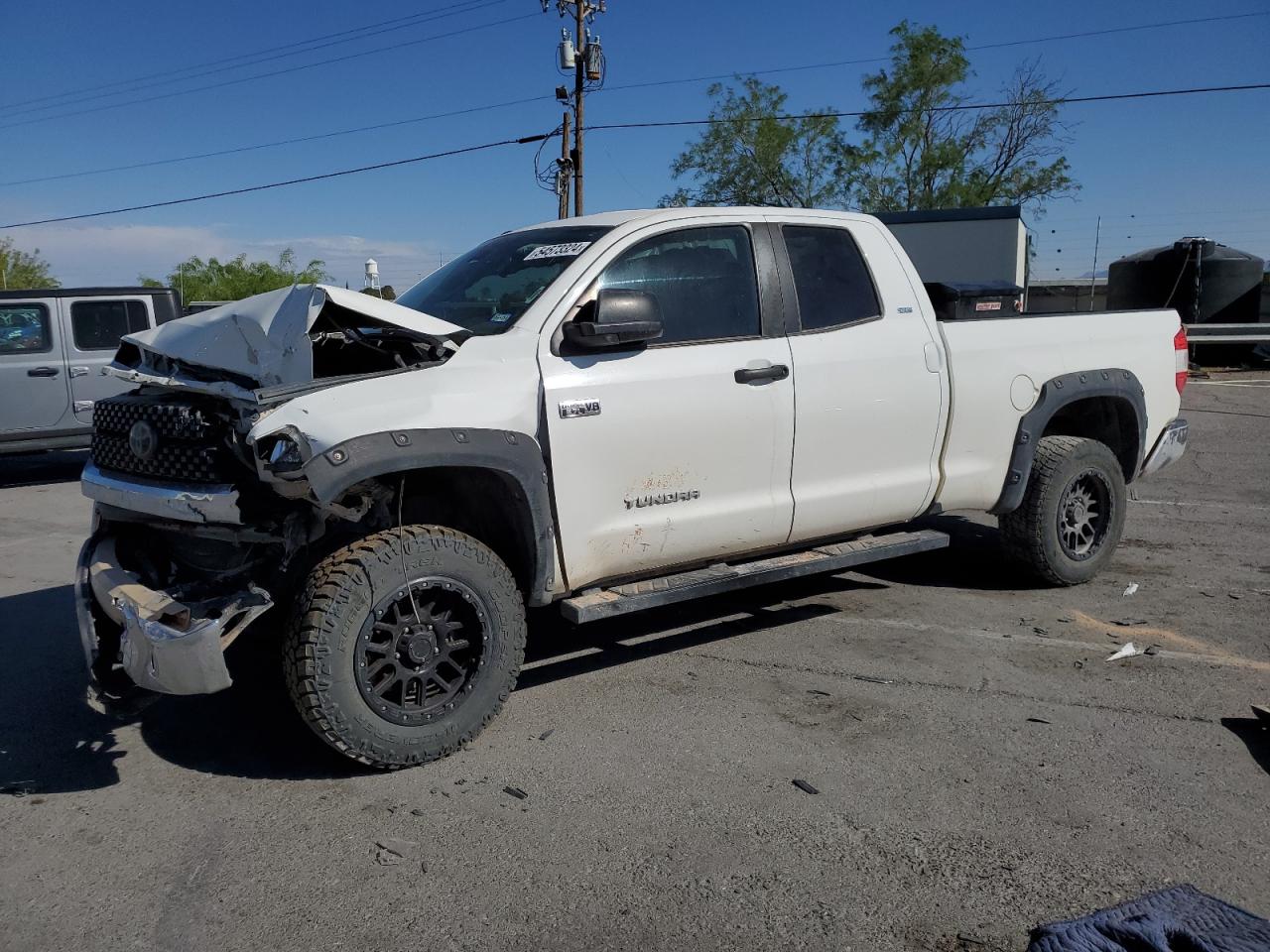 5TFUW5F12KX831782 2019 Toyota Tundra Double Cab Sr/Sr5