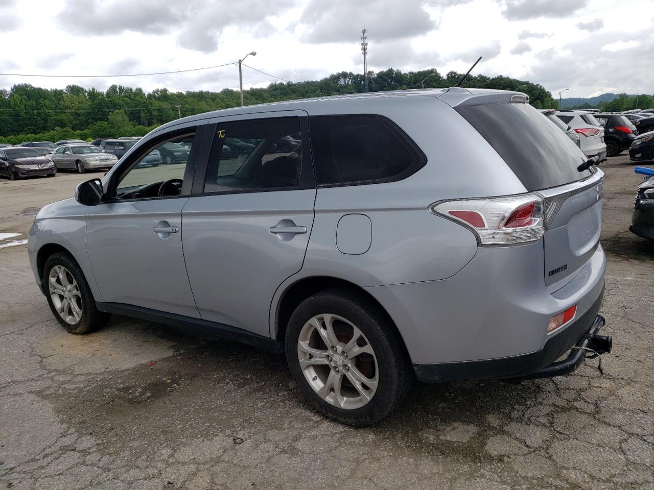 JA4AZ3A34EZ013688 2014 Mitsubishi Outlander Se