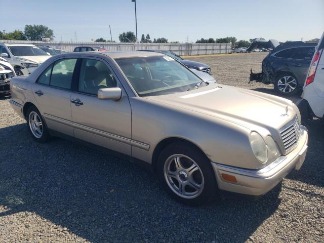 1999 Mercedes-Benz E 320 4Matic VIN: WDBJF82H2XX022893 Lot: 53883144