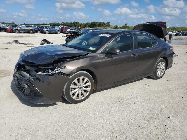 VIN JTNB11HK8J3006304 2018 Toyota Camry, L no.1