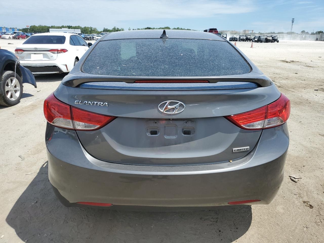 5NPDH4AE1DH361807 2013 Hyundai Elantra Gls