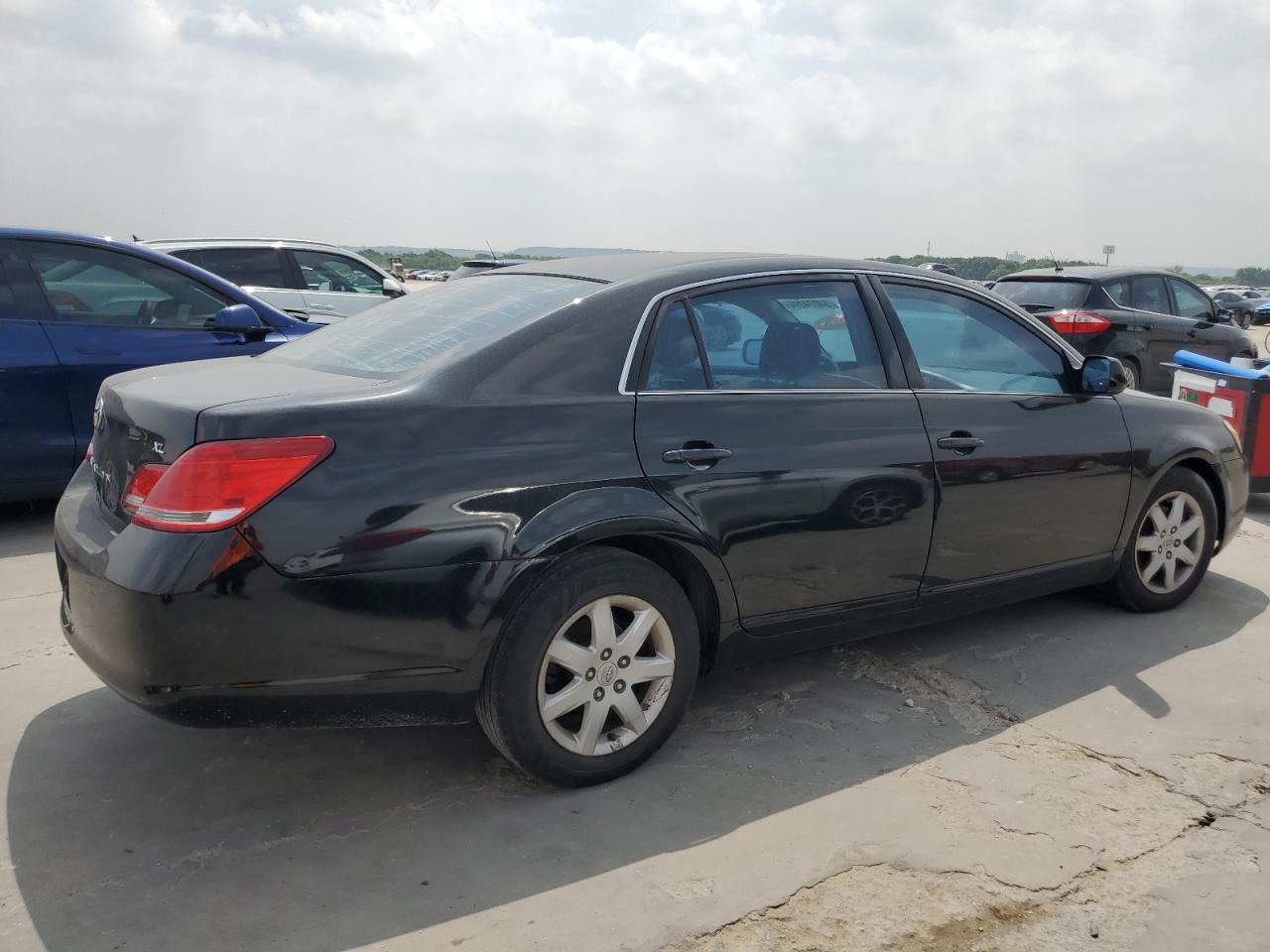 Lot #2542298933 2006 TOYOTA AVALON XL