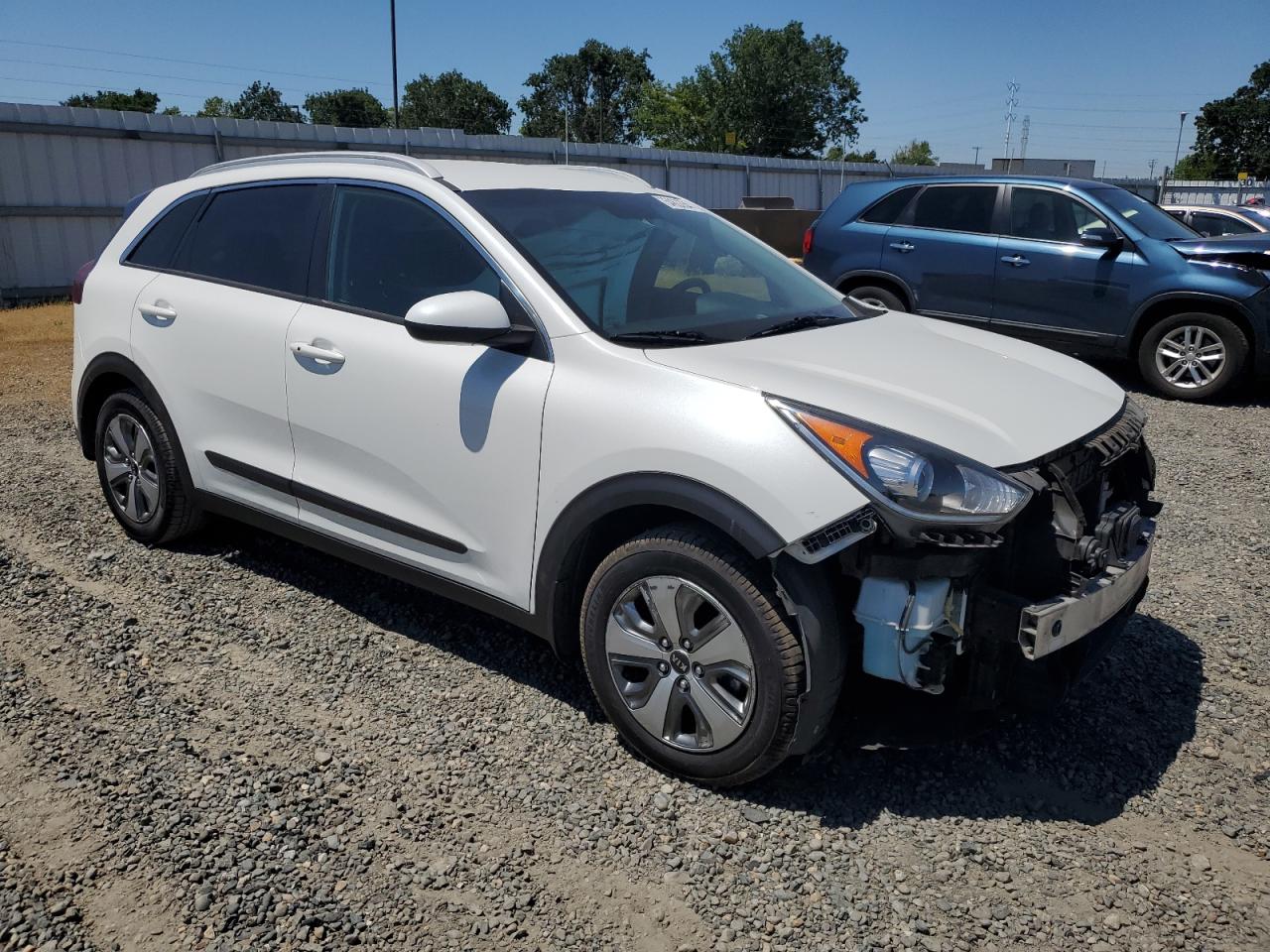 KNDCB3LC5K5349093 2019 Kia Niro Fe