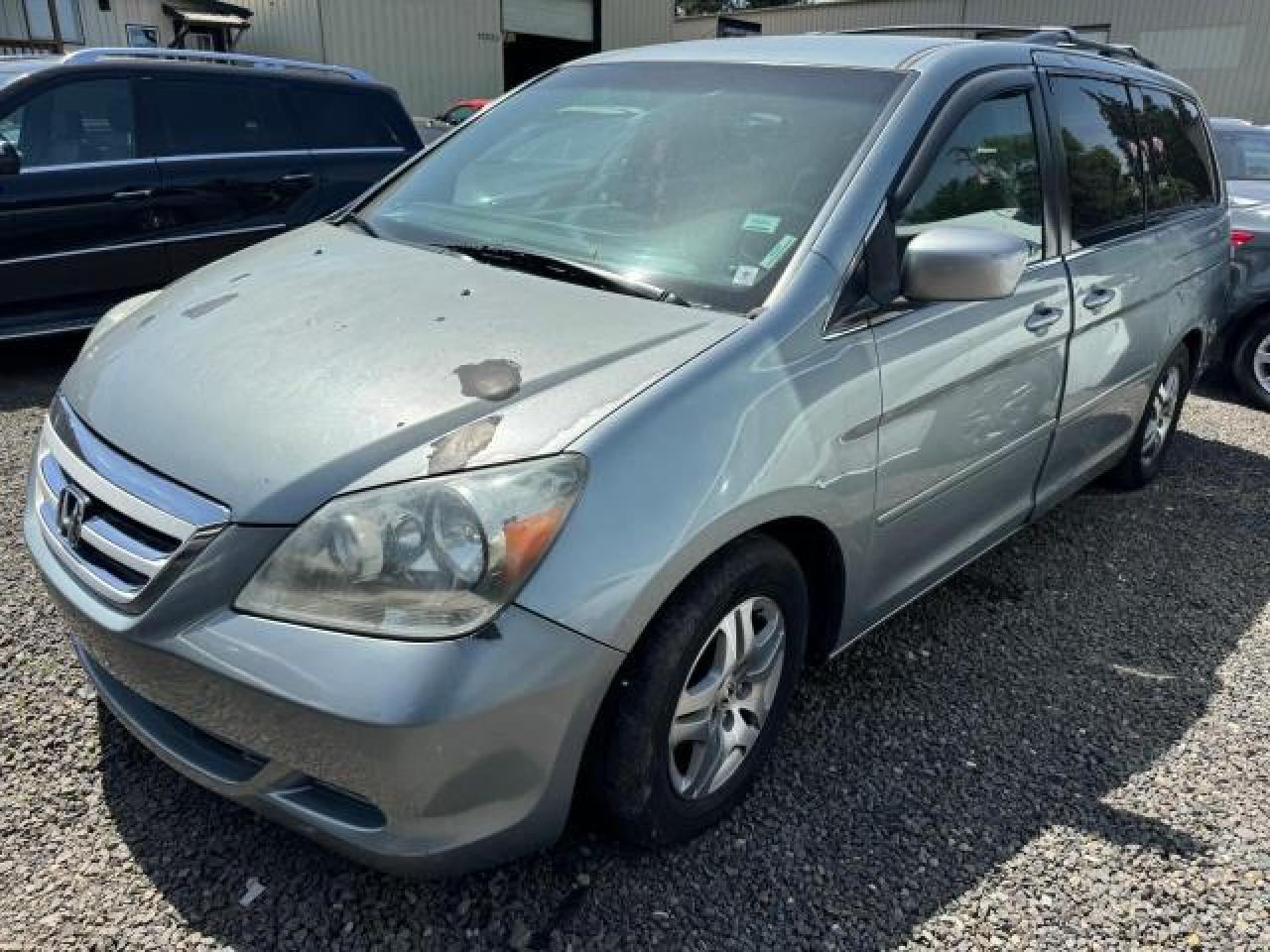 5FNRL38425B085634 2005 Honda Odyssey Ex