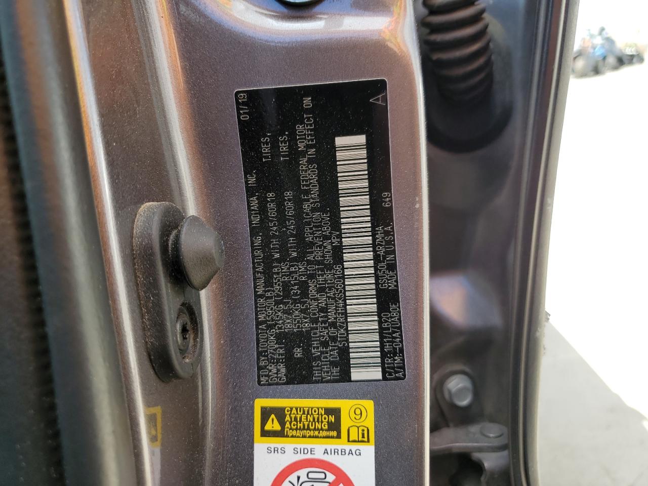 5TDKZRFH4KS560166 2019 Toyota Highlander Se