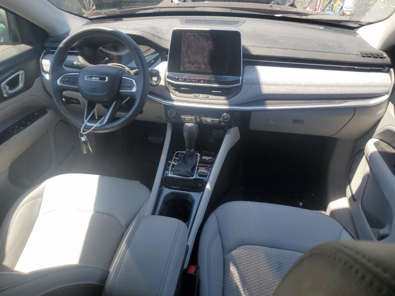 3C4NJDBBXNT114722 2022 Jeep Compass Latitude