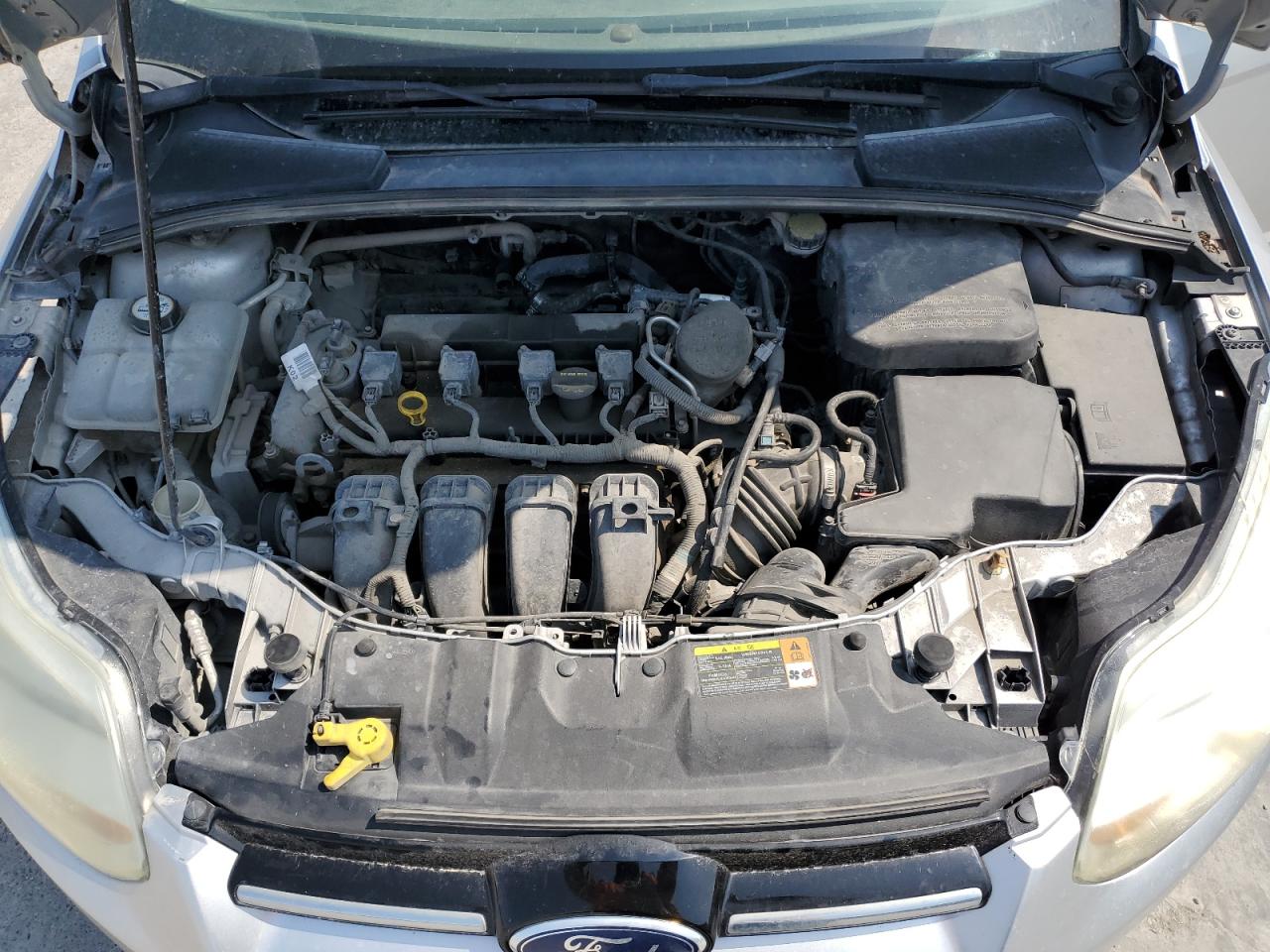 1FAHP3F24CL449585 2012 Ford Focus Se