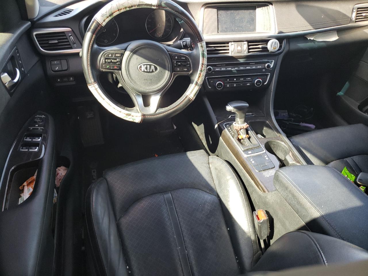 5XXGU4L38JG203931 2018 Kia Optima Ex