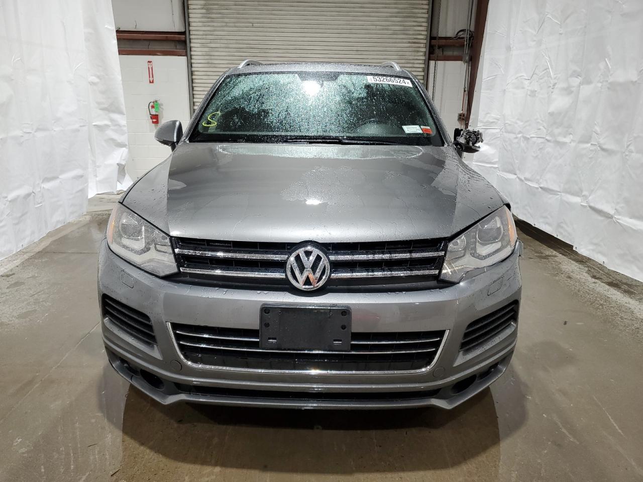 WVGDF9BP5ED015040 2014 Volkswagen Touareg V6