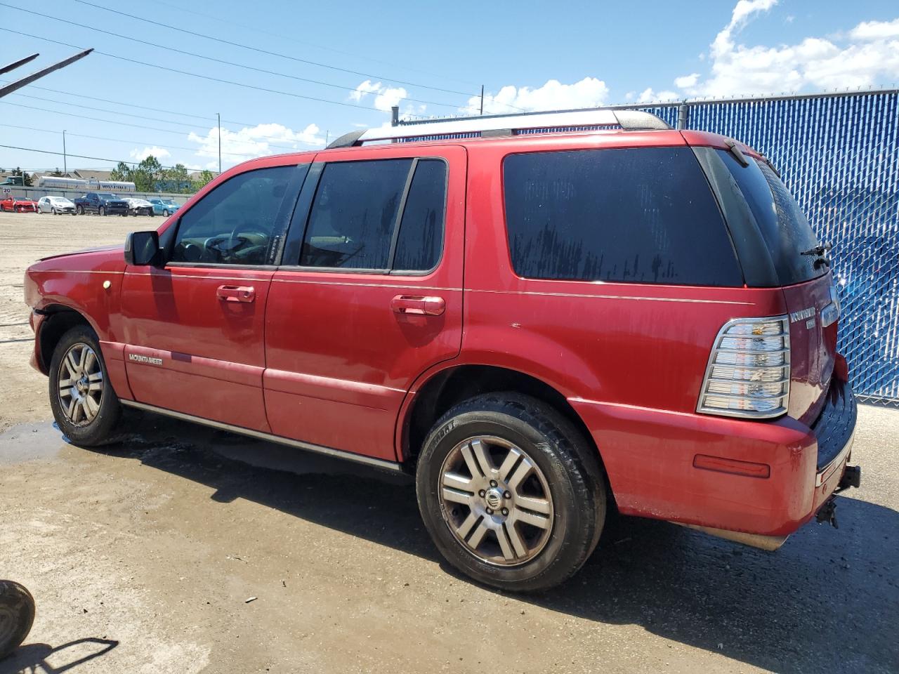 4M2EU38877UJ02236 2007 Mercury Mountaineer Premier