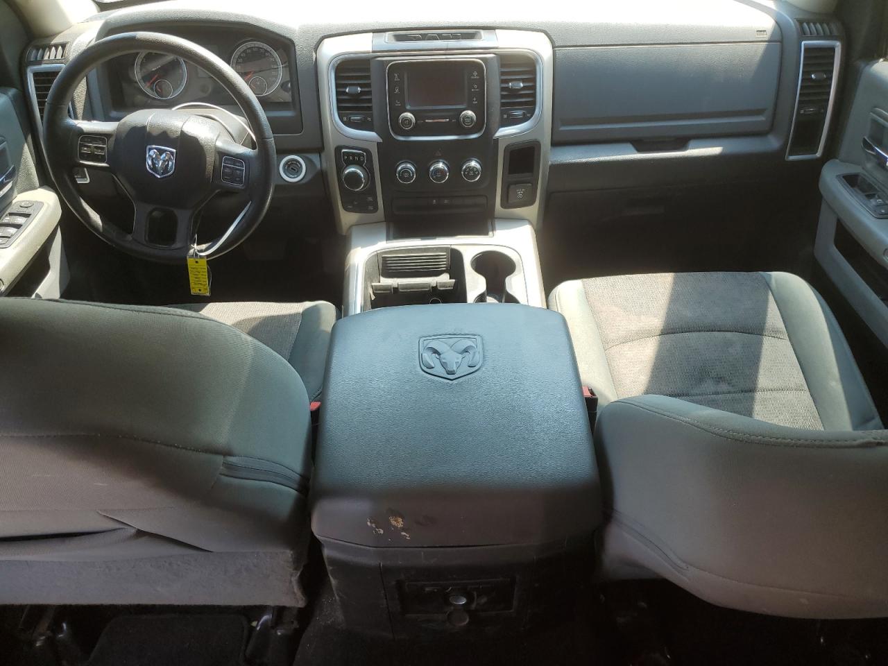 1C6RR7GG9HS676849 2017 Ram 1500 Slt