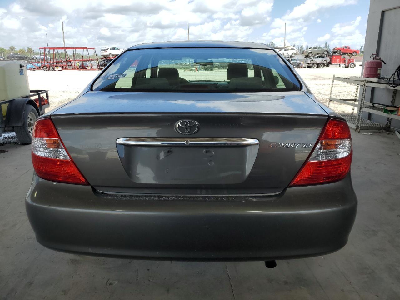 4T1BE30K33U733259 2003 Toyota Camry Le