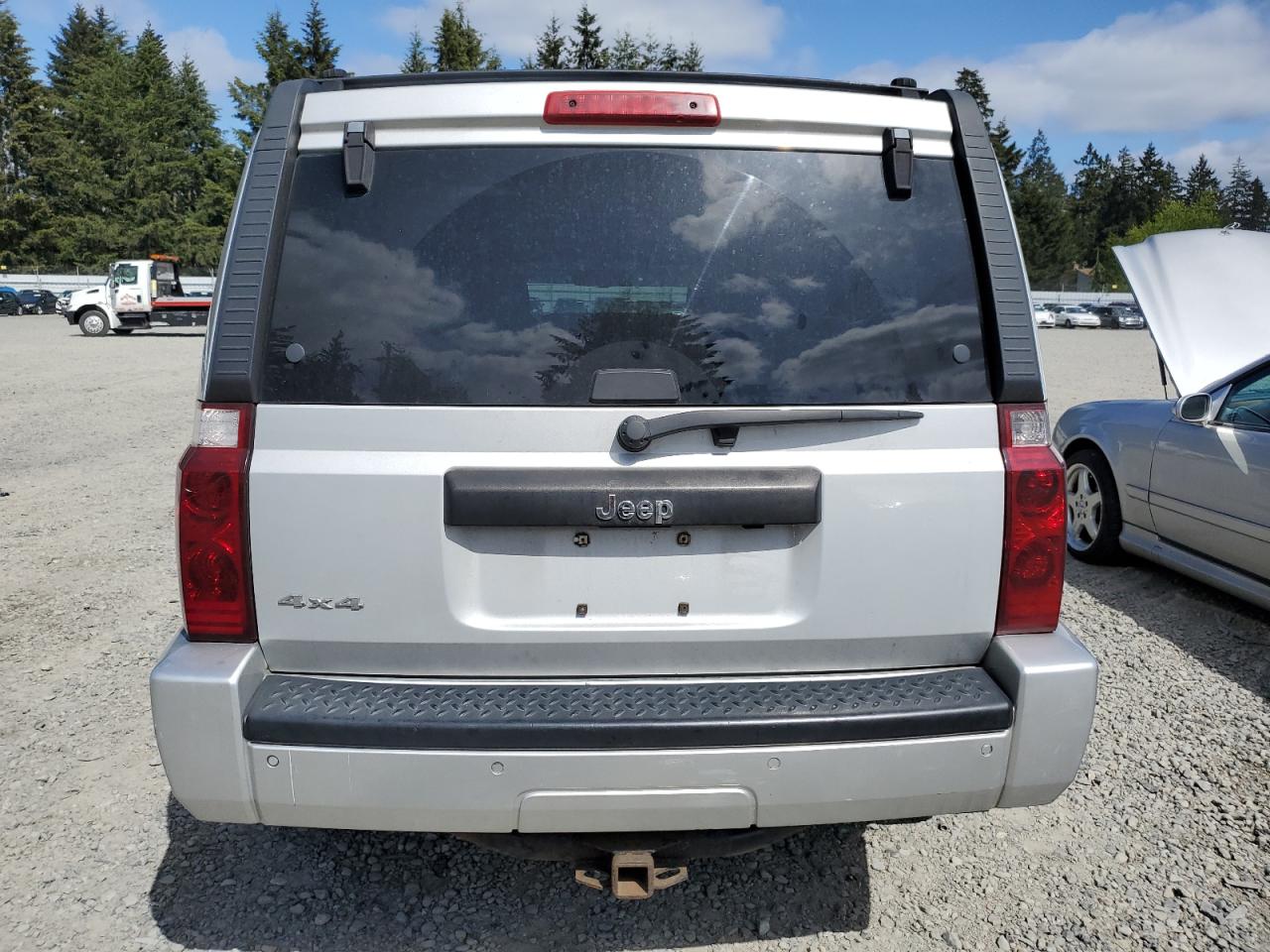 1J8HG48KX6C283020 2006 Jeep Commander