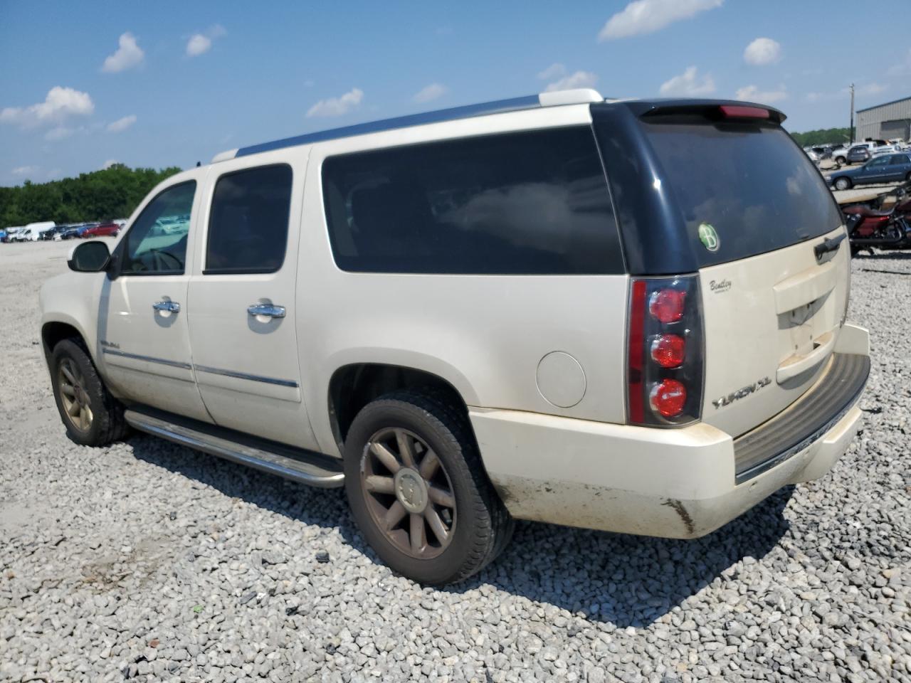 1GKS2MEF7DR244385 2013 GMC Yukon Xl Denali