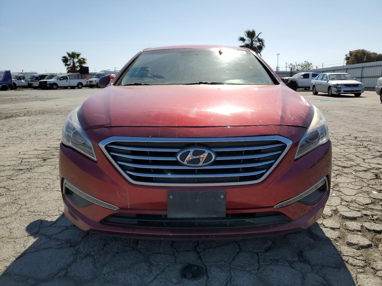 5NPE24AF6FH013888 2015 Hyundai Sonata Se